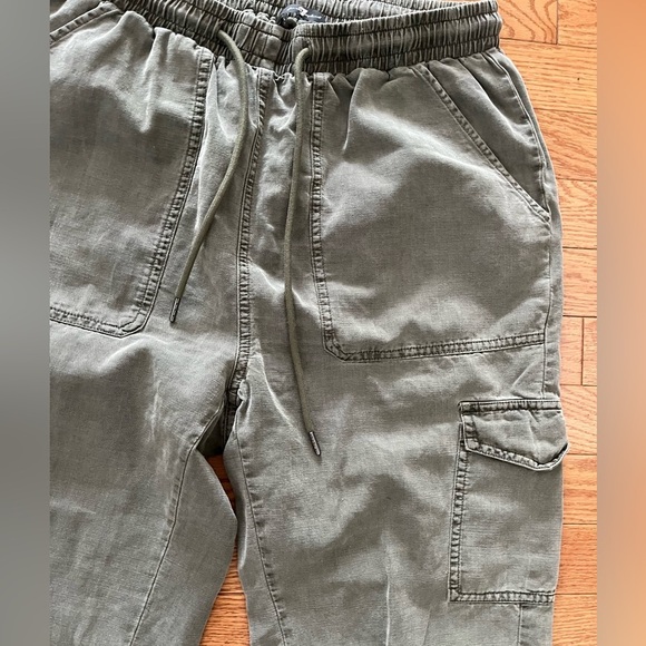 ❤️2/$50❤️[S/M]7 For All Mankind Cargo Joggers WMN Green PullOn Drawstring Army - Picture 3 of 8
